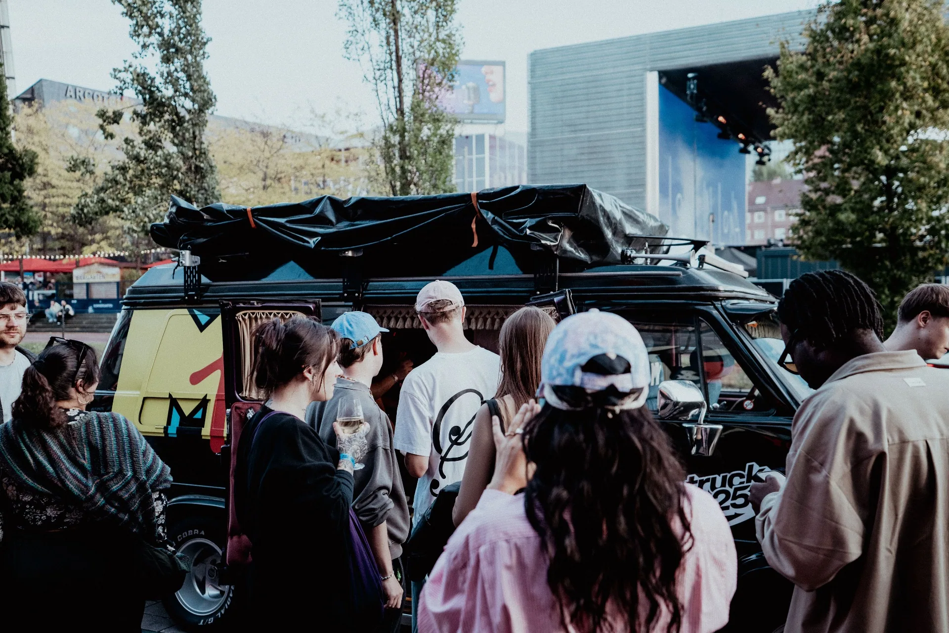 Van Visions 1